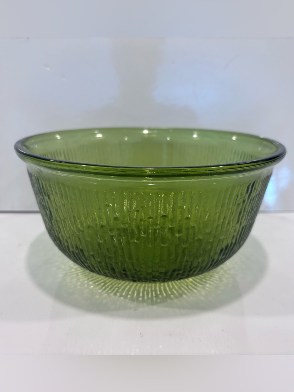 VTG Avocado Green Textured Glass Serving Bowl Ribbed Retro Floral Vase Bowl 8”